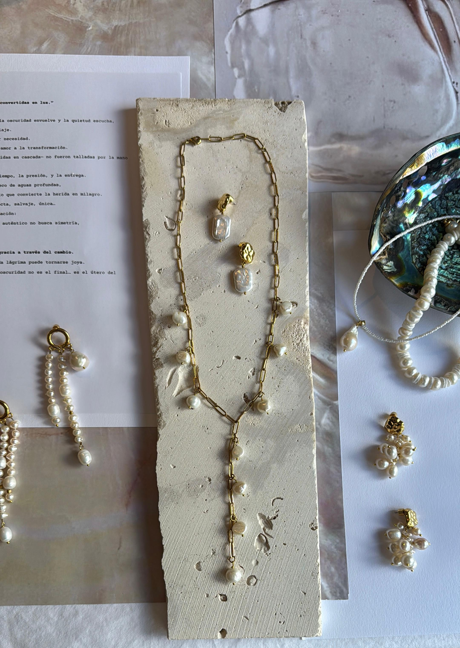 Collares