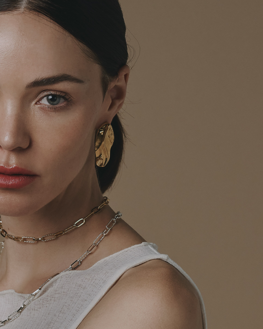 Luna Choker