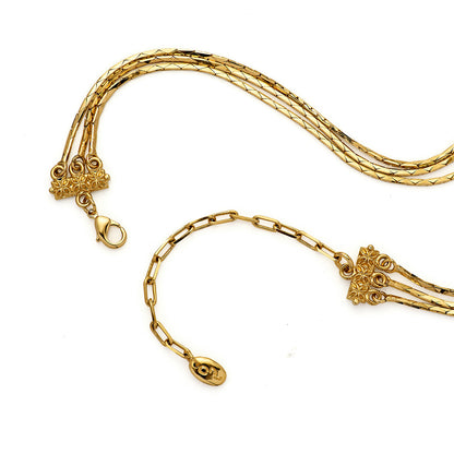 Emilia Choker