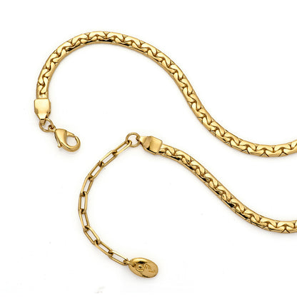 Valeria Collar